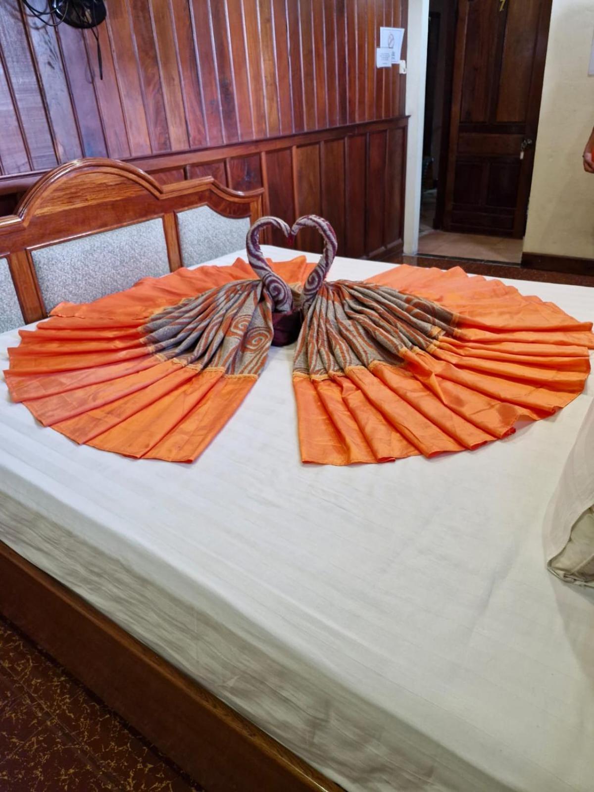 Sakura Wood House Hotell Luang Prabang Eksteriør bilde