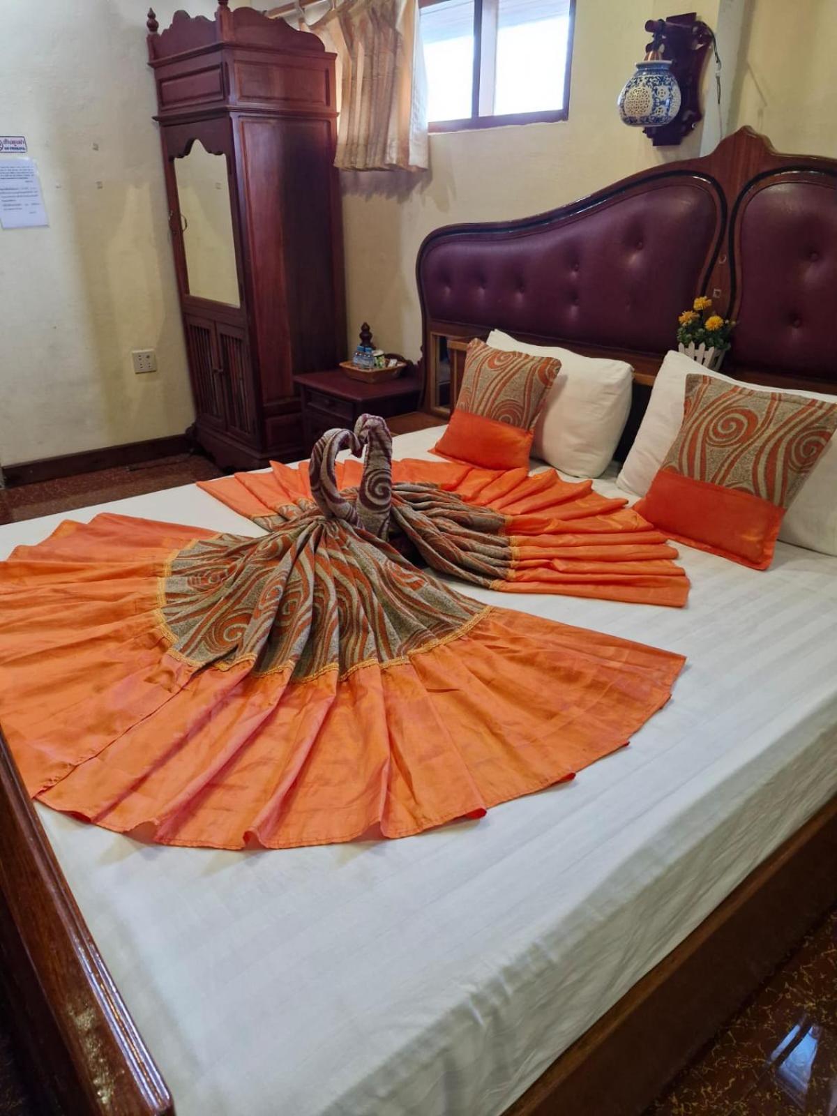 Sakura Wood House Hotell Luang Prabang Eksteriør bilde