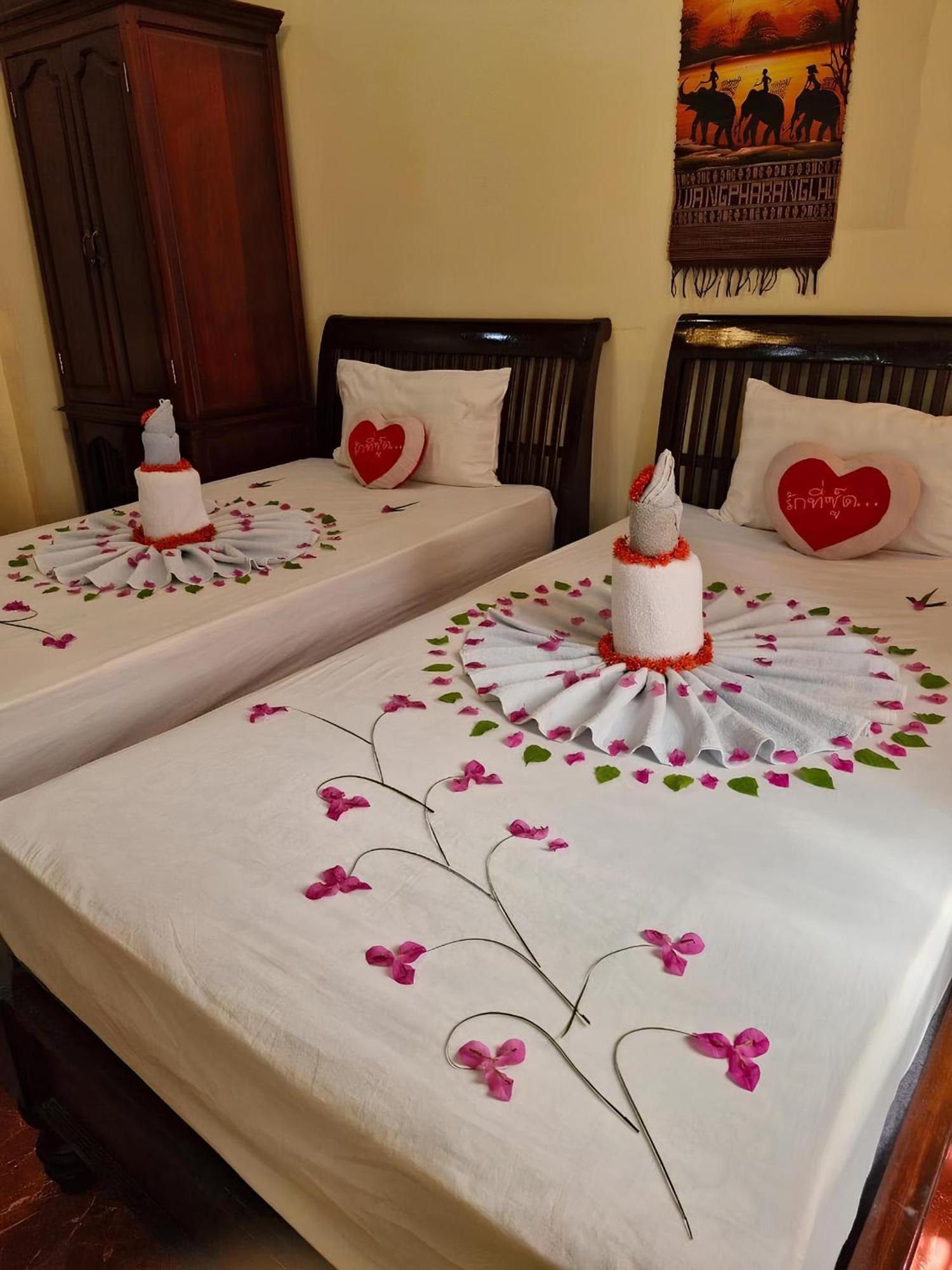 Sakura Wood House Hotell Luang Prabang Eksteriør bilde