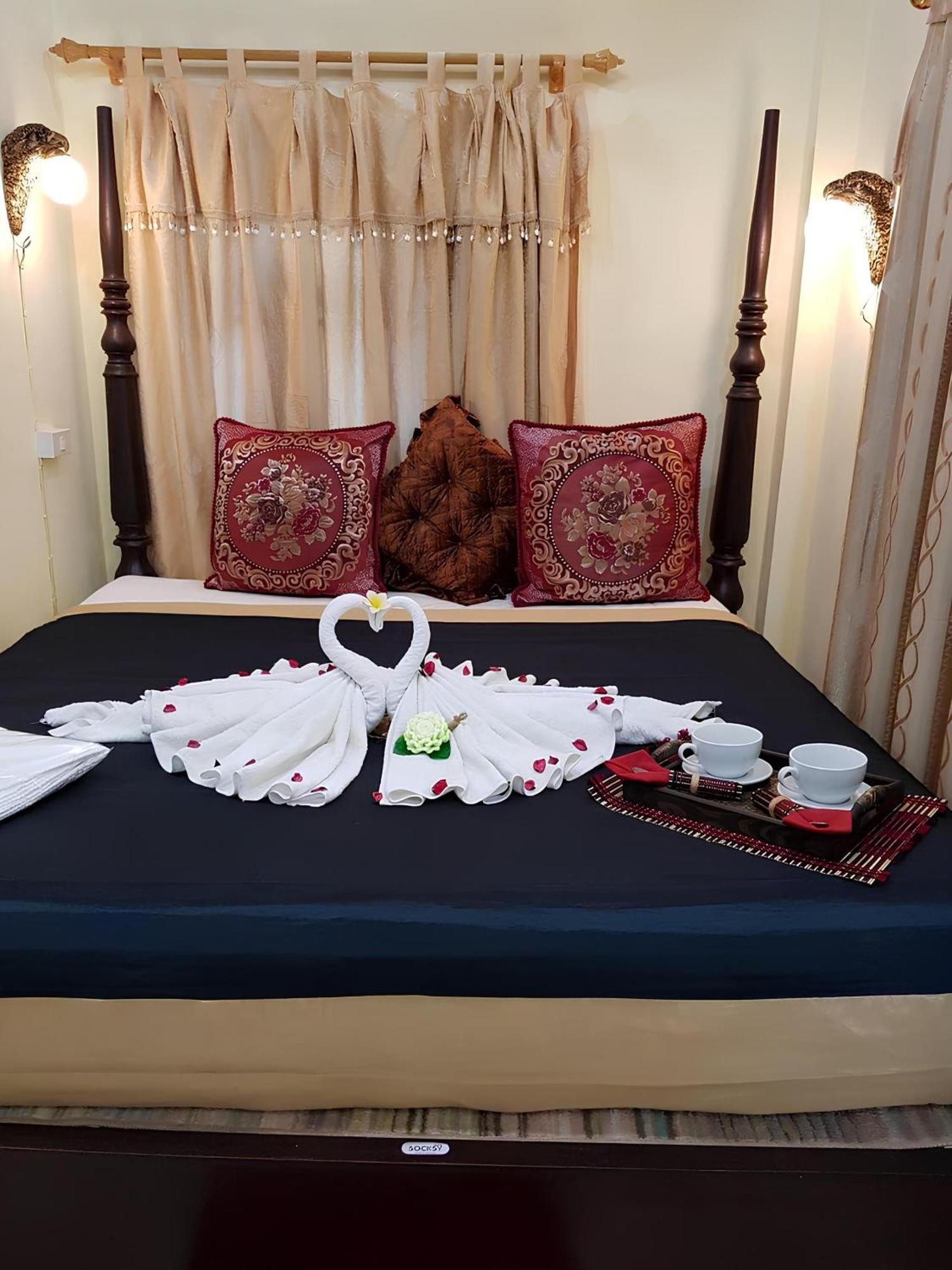 Sakura Wood House Hotell Luang Prabang Eksteriør bilde
