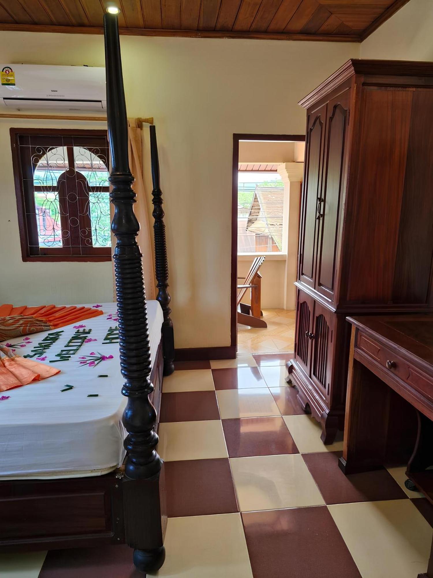 Sakura Wood House Hotell Luang Prabang Eksteriør bilde